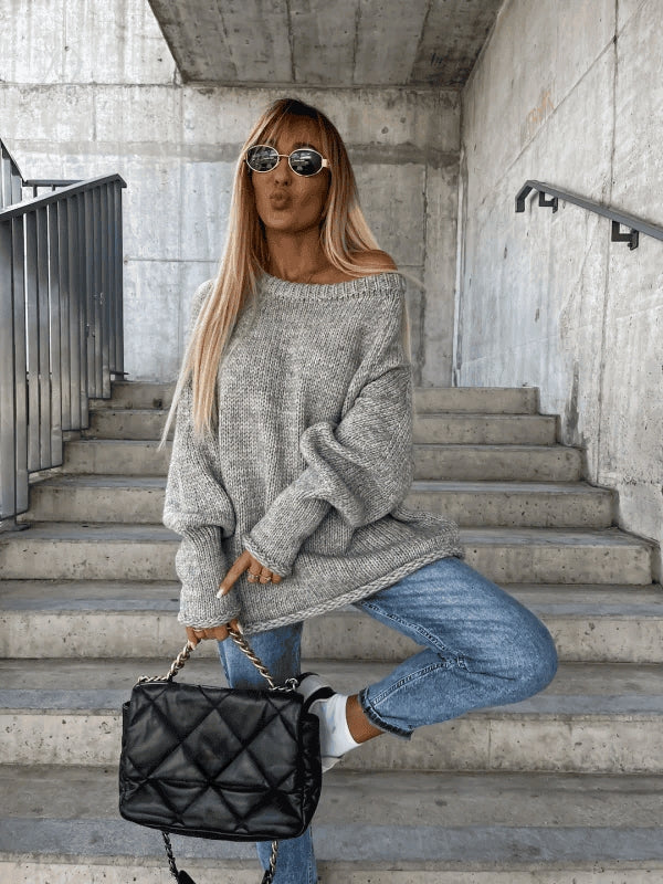 Löst stickad damtröja med off-shoulder-design – Amira