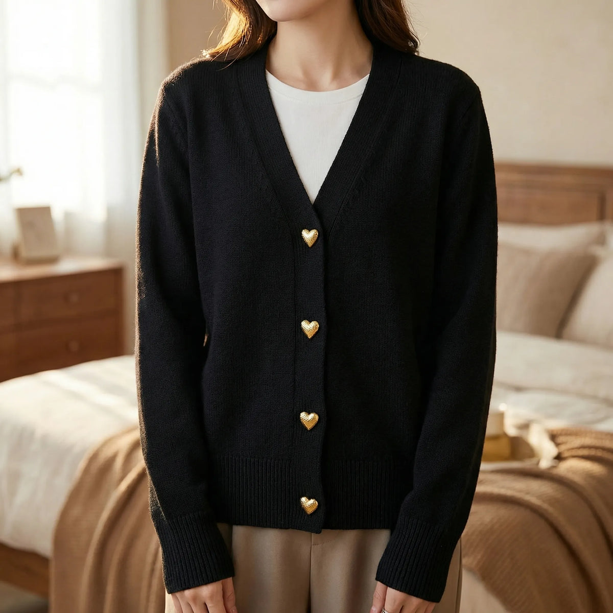 Höftlång cardigan med knappslå - Frida