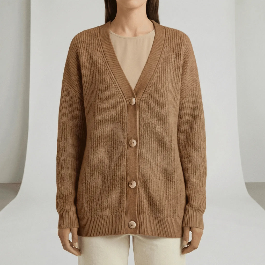 Löst skuren cardigan med knappslå - Jamila